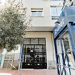аcogedor De Dos En Appartement *