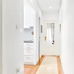 аcogedor De Dos En Appartement