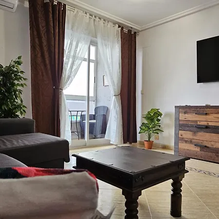 аcogedor De Dos En Apartamento Torrevieja