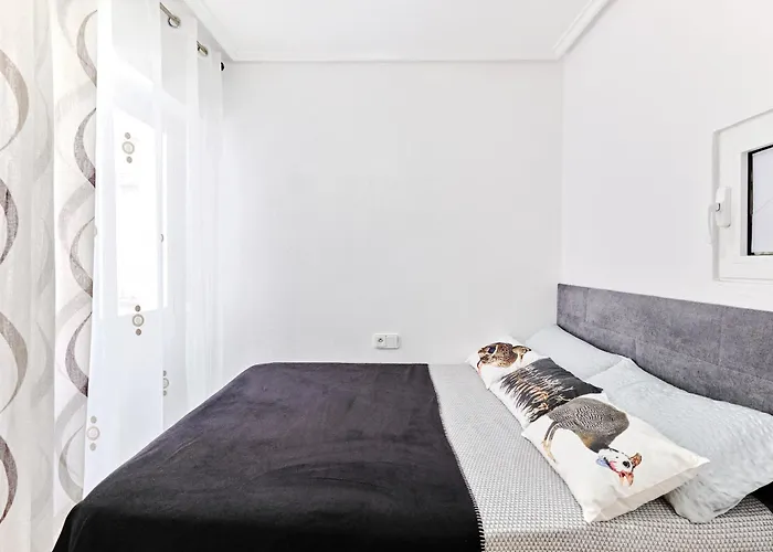 аcogedor De Dos En Apartamento *